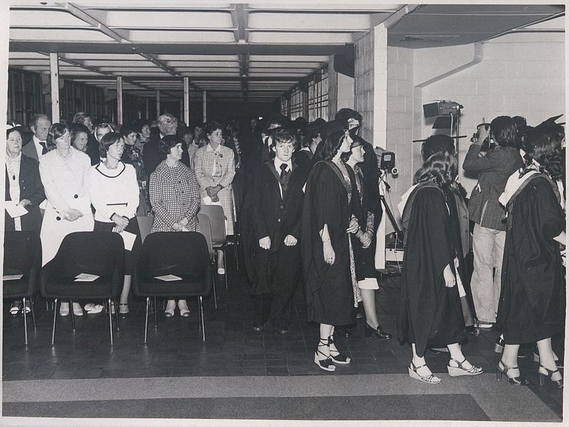 File:Graduation 1977 (2) (9160002394).jpg