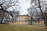 Fil:Gustav III paviljong, december 2016 11.jpg