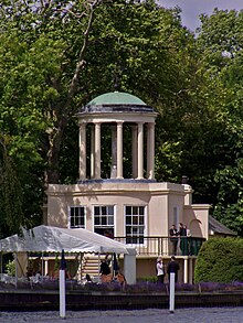 The Temple on Temple Island, the iconic starting point of Henley Women's Regatta in Henley-on-Thames, England Henley regatta temple island.jpg