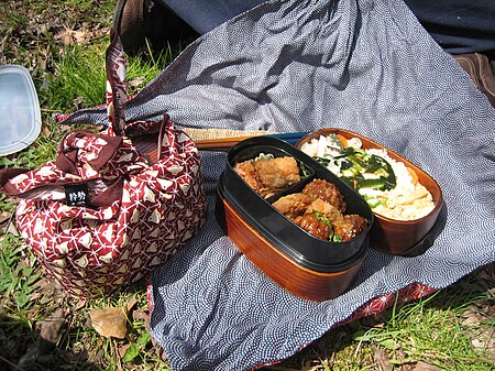 Tập tin:Home made Bento.jpg