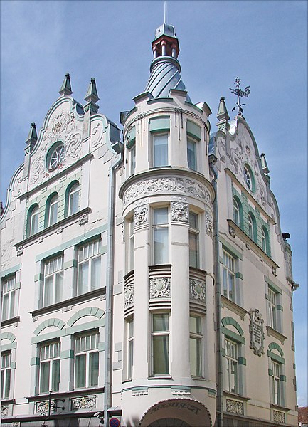 File:House on Pikk 23-25.jpg