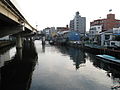 神奈川新町駅付近の入江川。運河となっている