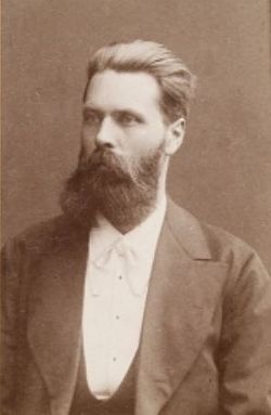 Jaakko Häkli 1800-luvun lopulla Daniel Nyblinin ottamassa muotokuvassa.