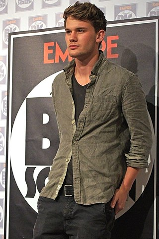 <span class="mw-page-title-main">Jeremy Irvine</span> British actor