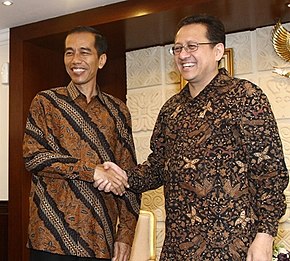 Jokowi wearing Batik