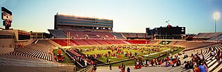 <span class="mw-page-title-main">Jones AT&T Stadium</span> Stadium in Lubbock, Texas