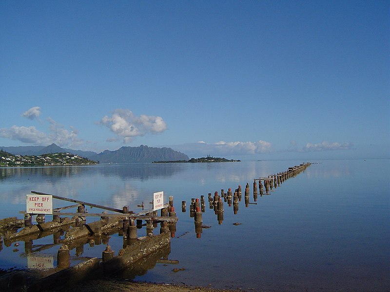 File:Kaneohe Bay.jpg