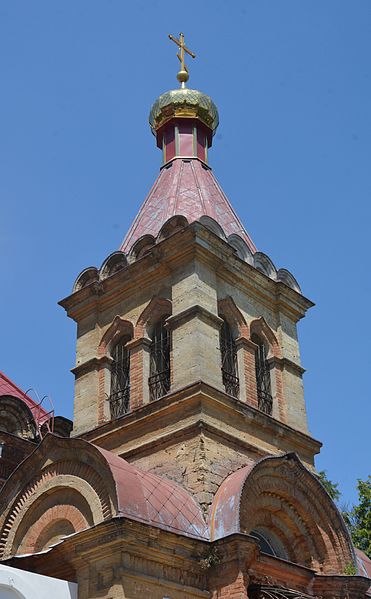 File:Kherson Perekopska Str. 3 Gymnasium Church of St.Oleksandra 02 Details (YDS 3464).jpg