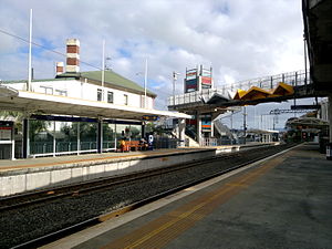 Kingsland Tren İstasyonu, 2014.jpg