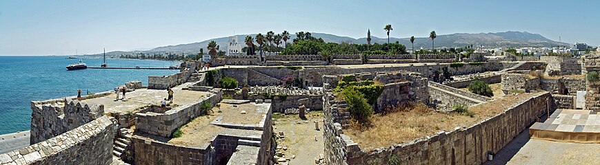 Vista panorámica del interior del castillo.