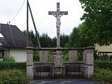 This is a picture of the Bavarian Baudenkmal (cultural heritage monument) with the ID D-6-78-174-104 (Wikidata) Kriegerdenkmal, Reichmanshausen, Gemeinde Schonungen, Unterfranken; Deutschland