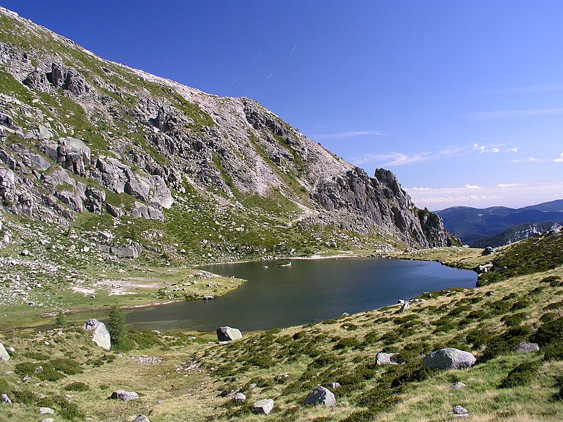 File:Lago Primo - panoramio.jpg