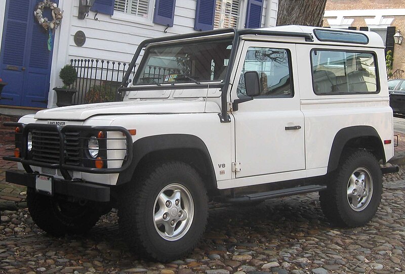 File:Land Rover 90.jpg