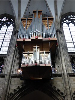 Langhausorgel im Kölner Dom (1).jpg