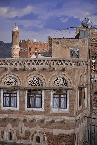 File:Lifestyle, Sana'a, Yemen (12189139416).jpg