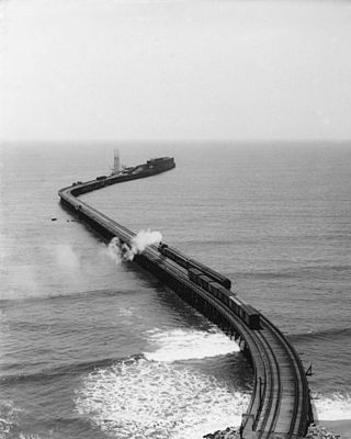 <span class="mw-page-title-main">Long Wharf (Santa Monica)</span> California historical landmark