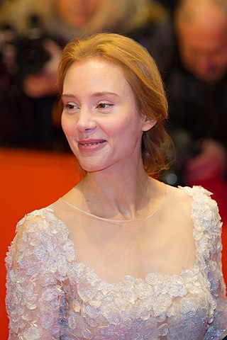 <span class="mw-page-title-main">Franziska Petri</span> German actress (born 1973)