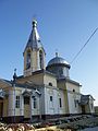 Une vue extérieure de l'une des églises du monastère.