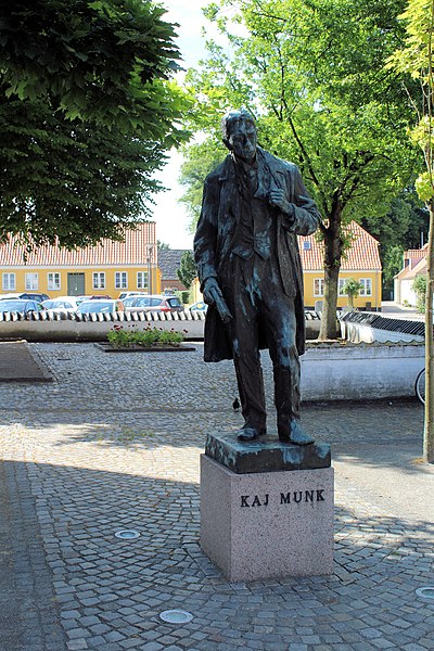 File:Maribo, the memorial to Kaj Munk.JPG
