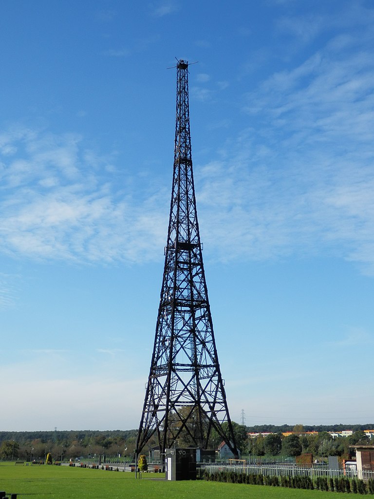 Radio tower. Радиостанция Гливице. Радиостанция Гливице история. Фото Гливице радиостанции.