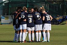 Millwall Lionesses team in February 2015 Millwall Lionesses Vs Lowestoft Town (16459891246).jpg