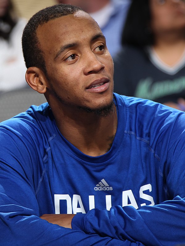 Ellis with the Dallas Mavericks in October 2014