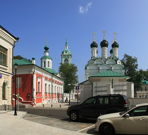 Храм михаила черниговского. Храм Михаила Черниговского Москва. Черниговский переулок в Москве Церковь Михаила и Федора. Храм Михаила и Федора черниговских. Черниговский переулок в Москве.