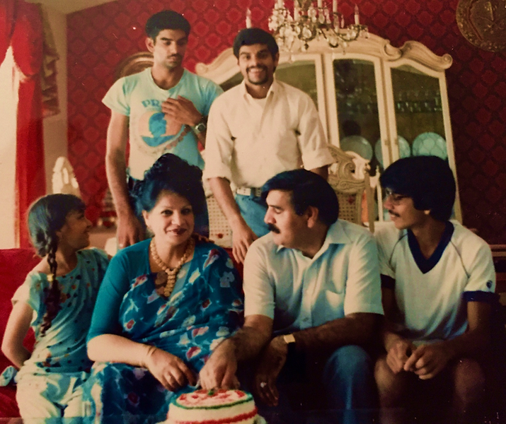 File:Mujaddid Ijaz at his Virginia home with his wife and children ca 1982.png