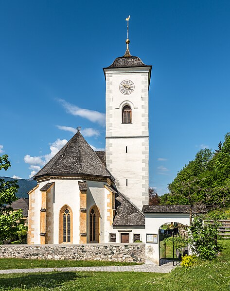 File:Nötsch Saak 47 Pfarrkirche hl. Kanzian 08052015 3382.jpg