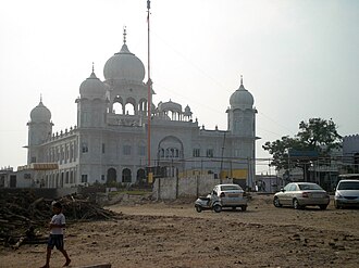 Outside view of Nada Sahib gurdwara Nada sahib gurudwara.JPG