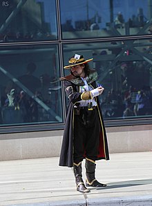 Cosplayer di Twisted Fate.