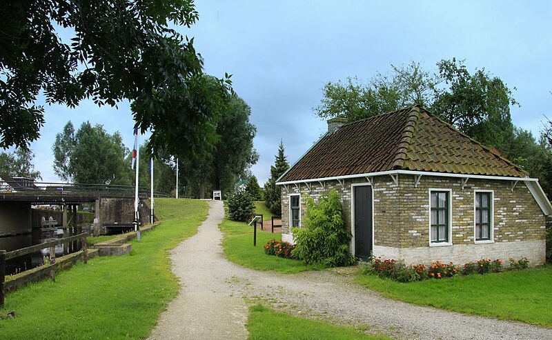 File:Nij Beets museum It Damhus.jpg