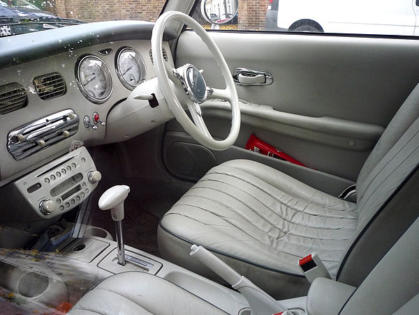 Nissan Figaro interior