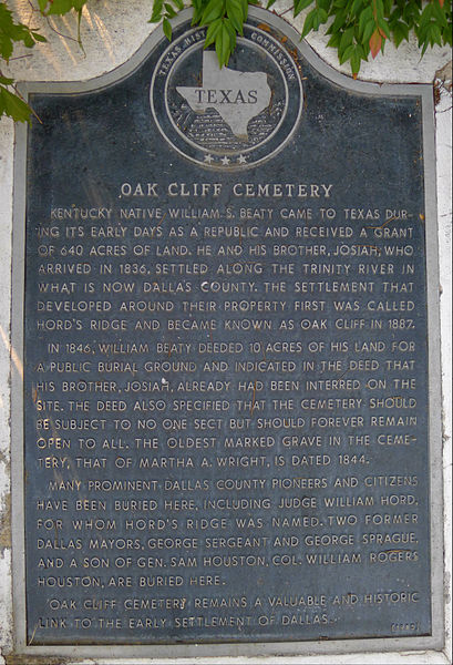 File:Oak Cliff Cemetery Historical Marker.jpg