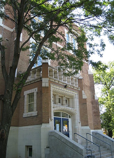 Oakwood Collegiate Institute