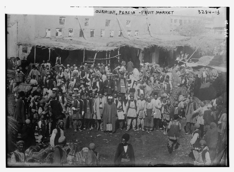 File:Ourmiah, Persia - Fruit Market LCCN2014693111.tif