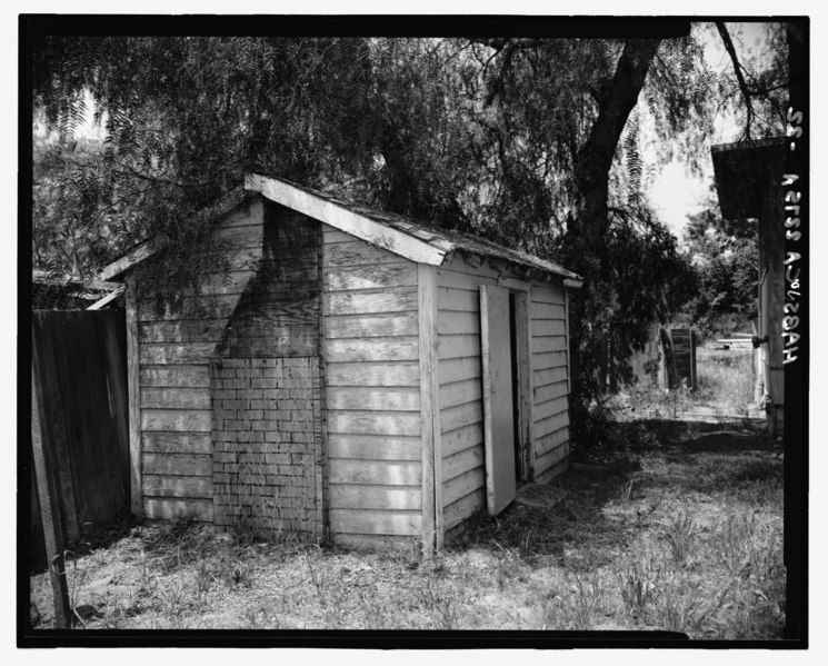 File:PLAYHOUSE IN (REAR) YARD, LOOKING SOUTHEAST - Irvine Ranch Agricultural Headquarters, Carillo Tenant House, Southwest of Intersection of San Diego and Santa Ana Freeways, Irvine HABS CAL,30-IRV,1-A-22.tif