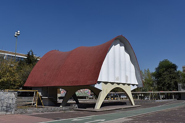 1951, Pabellón de Rayos Cósmicos ("Pavilion of Cosmic Rays"), National Autonomous University of Mexico, with Jorge González Reyna