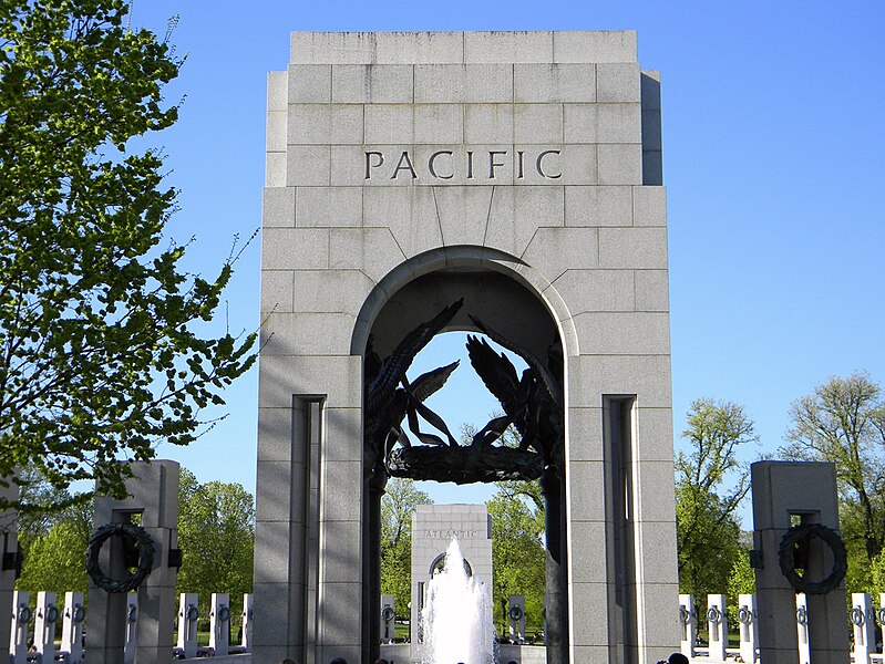 File:Pacific Arch WWII Mem.jpg