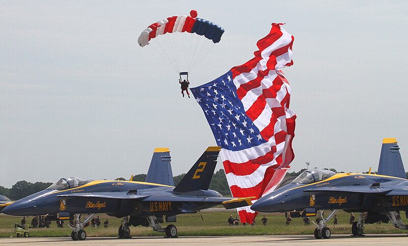 File:Paratrooper - 2010 Joint Service Open House and Airshow.jpg