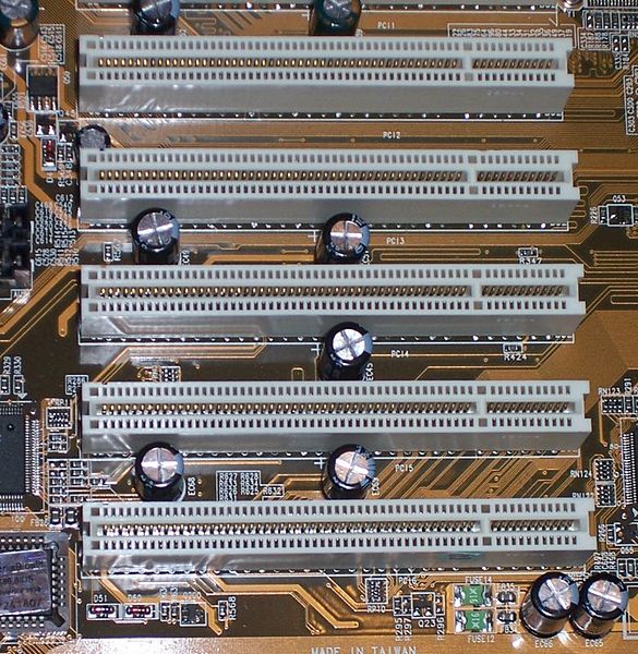 Fil:Pci-slots.jpg