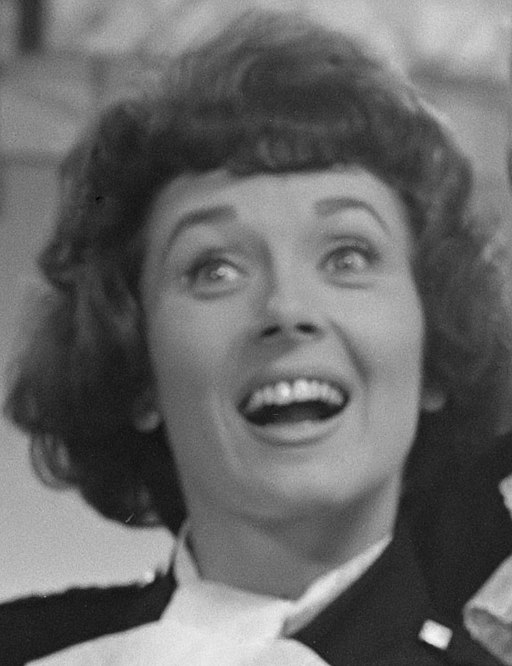 Pearl Carr (1962) (cropped)