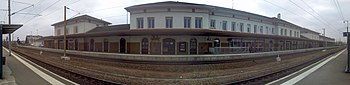 Forbach station, house platform