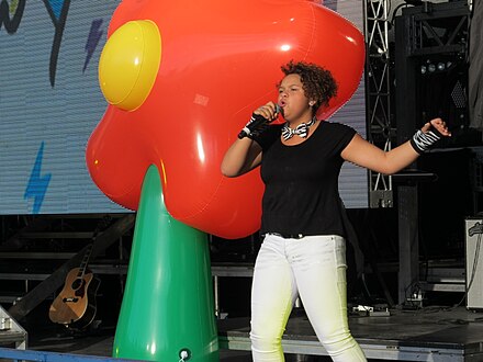 Rachel Crow Rachel Crow.jpg