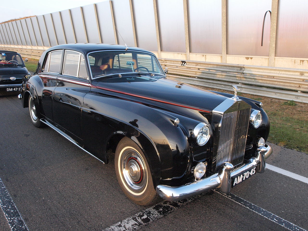 File Rolls Royce Silver Cloud 1 Dutch Licence Registration Am 70 45 Pic3 Jpg Wikimedia Commons