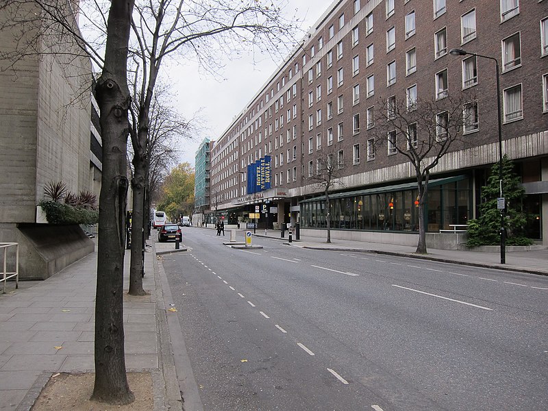 File:Royal National Hotel - geograph.org.uk - 2720910.jpg