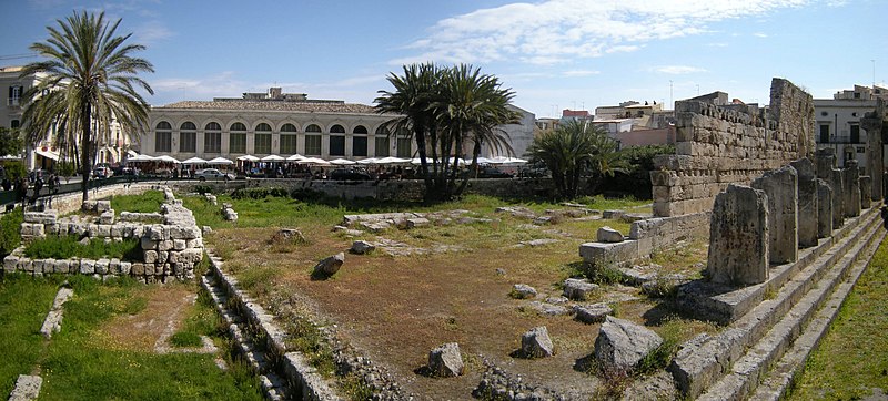 File:Ruínas do Templo de Apolo (2454434481).jpg