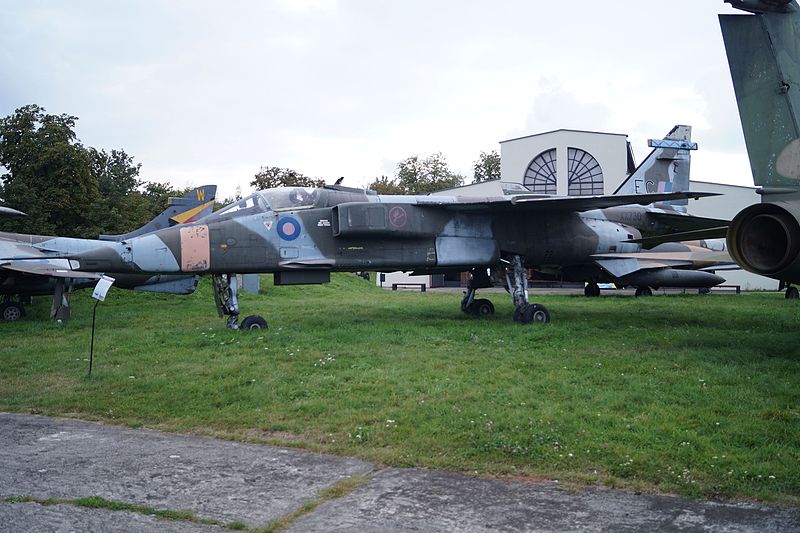 File:SEPECAT Jaguar GR.1 - Muzeum Lotnictwa Kraków.jpg