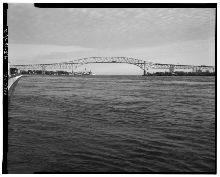 File:SOUTH SIDE OF BRIDGE. VIEW TO NORTHEAST. - Blue Water Bridge, Spanning St. Clair River at I-69, I-94, and Canadian Route 402, Port Huron, St. Clair County, MI HAER MICH,74-POHU,1A-2.tif