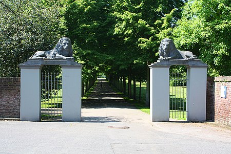 Schlosspark Köln Stammheim Haupteingang